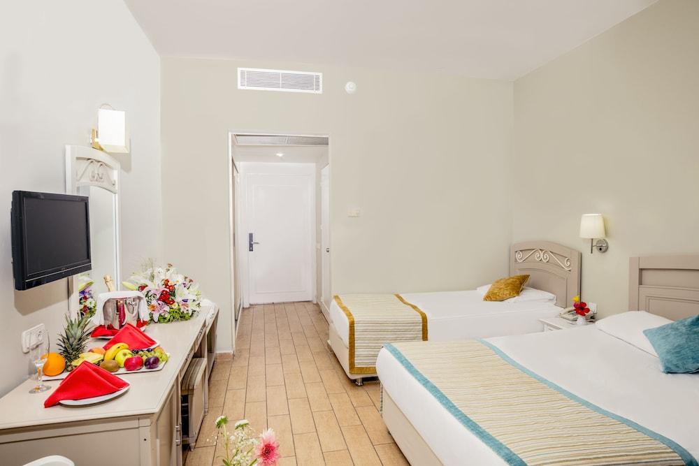Greenwood Kemer Resort מראה חיצוני תמונה